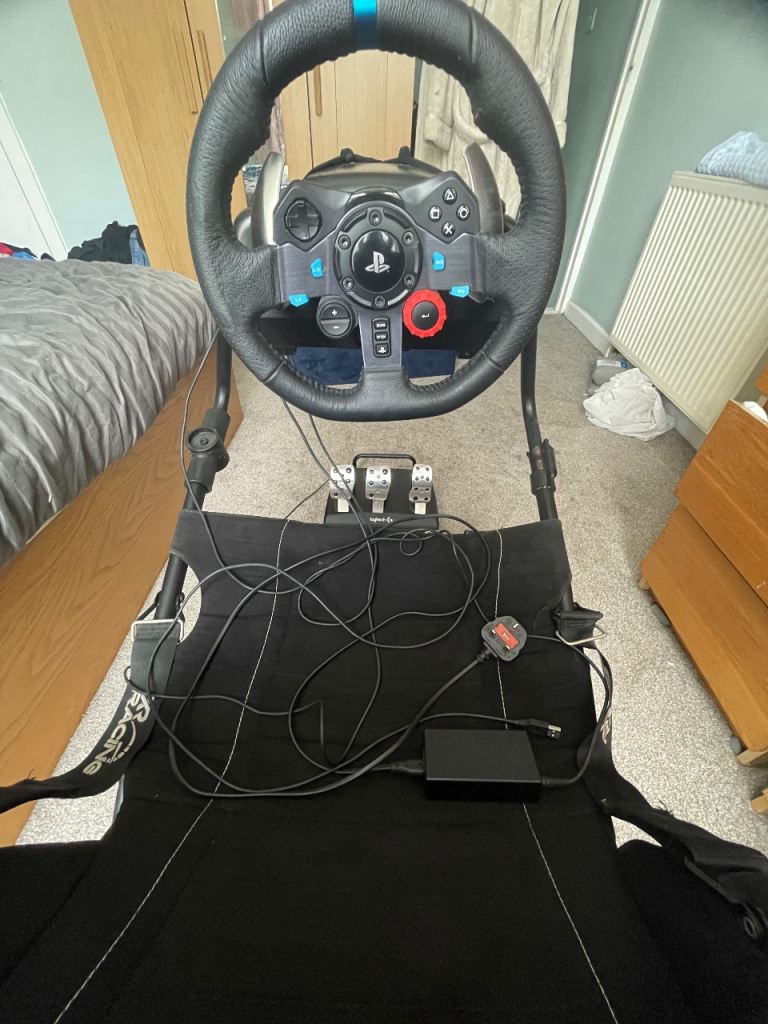 Logitech G29 Racing Wheel + XR Seat