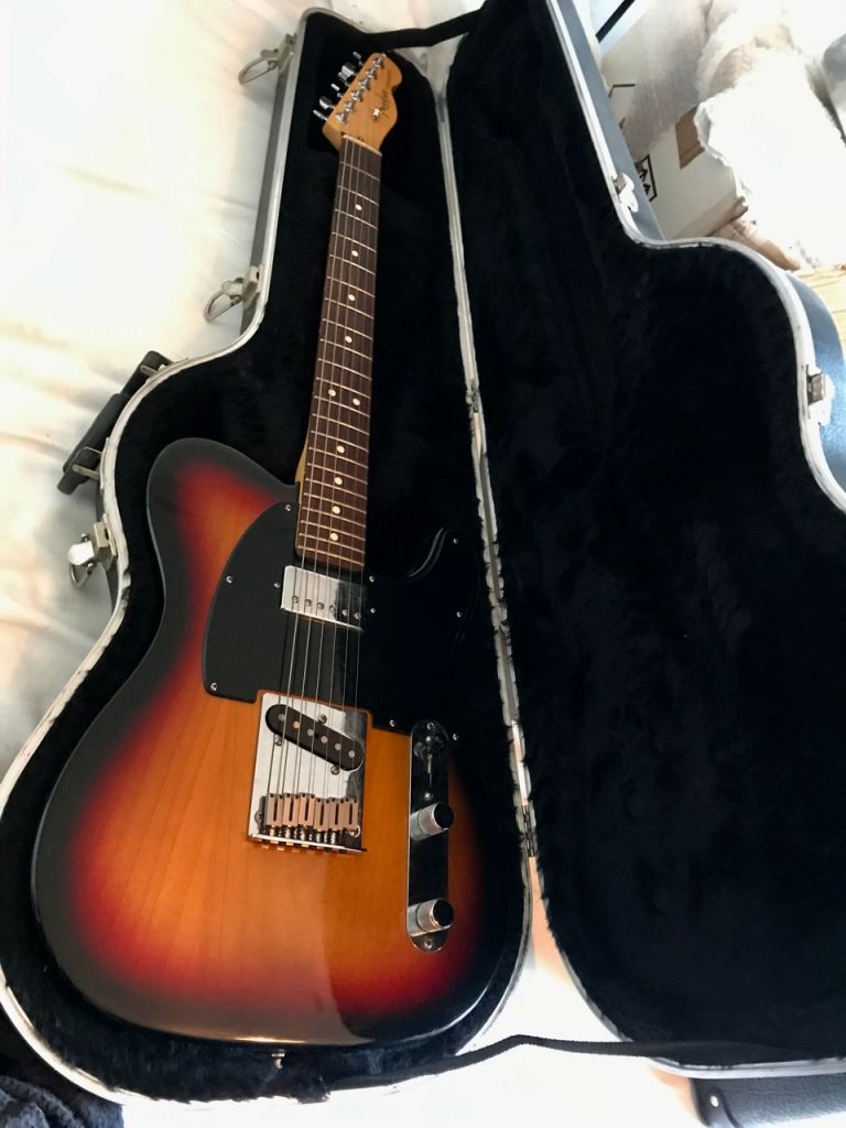FENDER TELECASTER SUNBURST ELECTRIC GUITAR