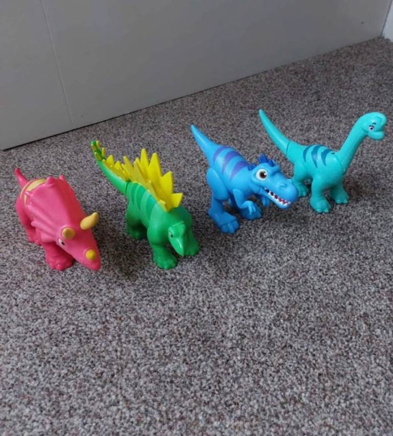 4 paw patrol dinosaurs 