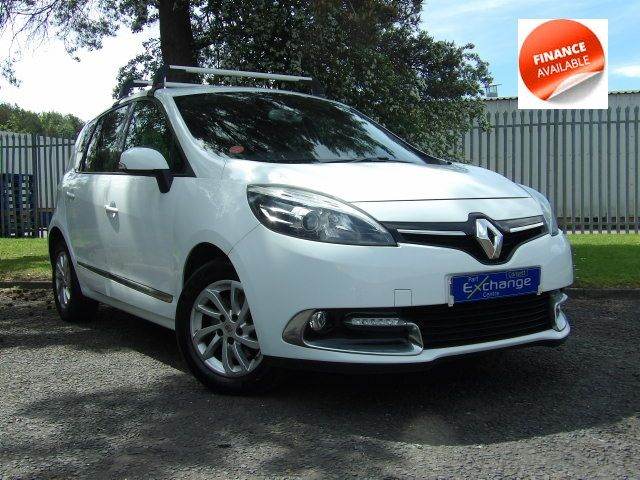 2016 (16) Renault Scenic 1.5 dCi Dynamique Nav Diesel 5 Door. 1 owner Genuine 42k miles from new!