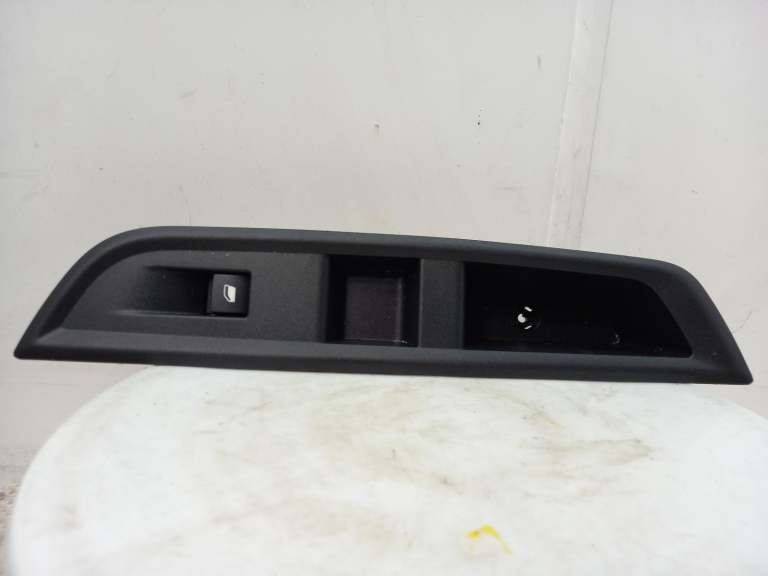 Vauxhall Frontera Electric Window Switch 2024-2026 5 Door Hatchback