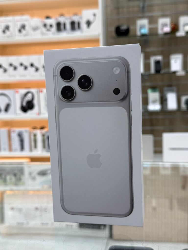 iPhone 17 Pro Max 256GB Brand New With Apple Warranty 