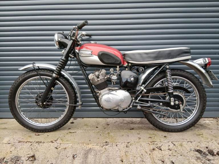 Triumph, 1964, 200 (cc)