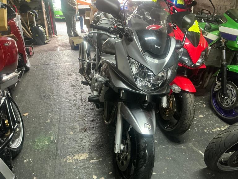 Suzuki GSF bandit 650
