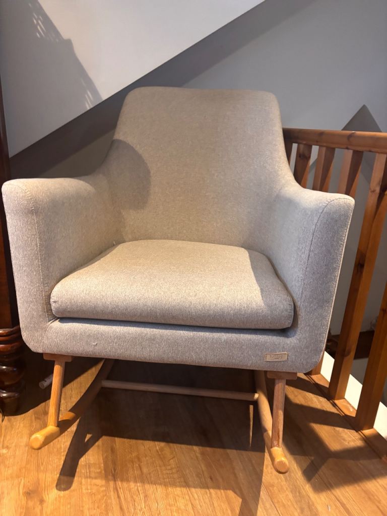 Tutti Bambini Rocking/nursing chair 