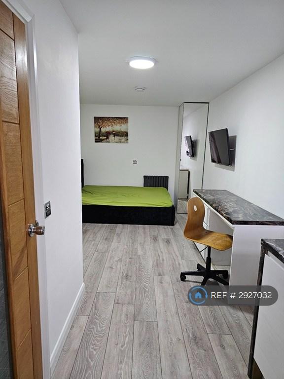1 bedroom in Potters Lane, Barnet, EN5 (#2927032)