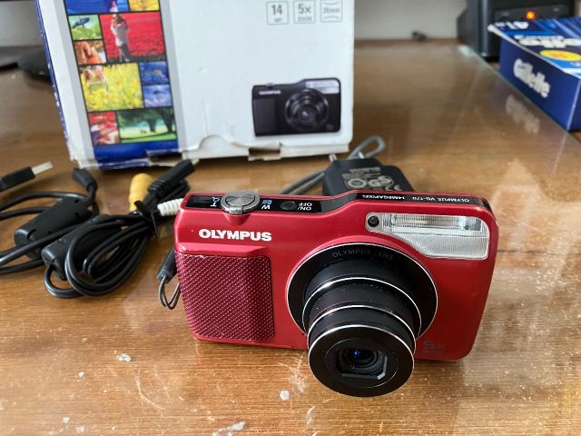 Olympus VG 170 | in Melksham, Wiltshire | Gumtree
