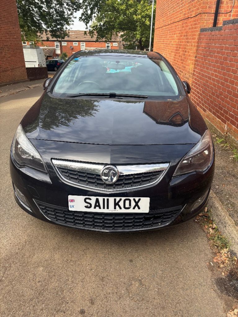 Vauxhall, ASTRA, Hatchback, 2011, Manual, 1598 (cc), 5 doors