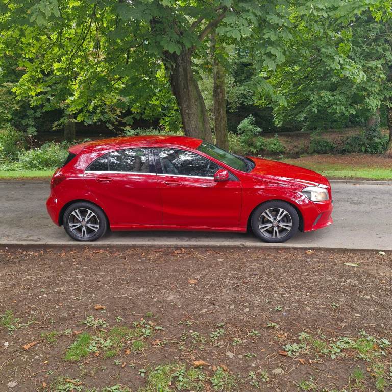 Mercedes-Benz, A CLASS, Hatchback, 2015, Manual, 1461 (cc), 5 doors
