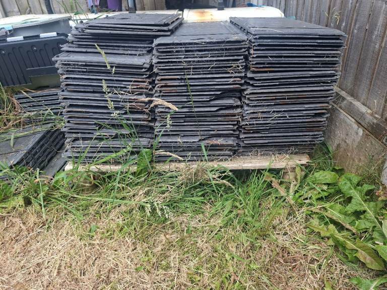 Large Stack of Reclaimed Roof Slates