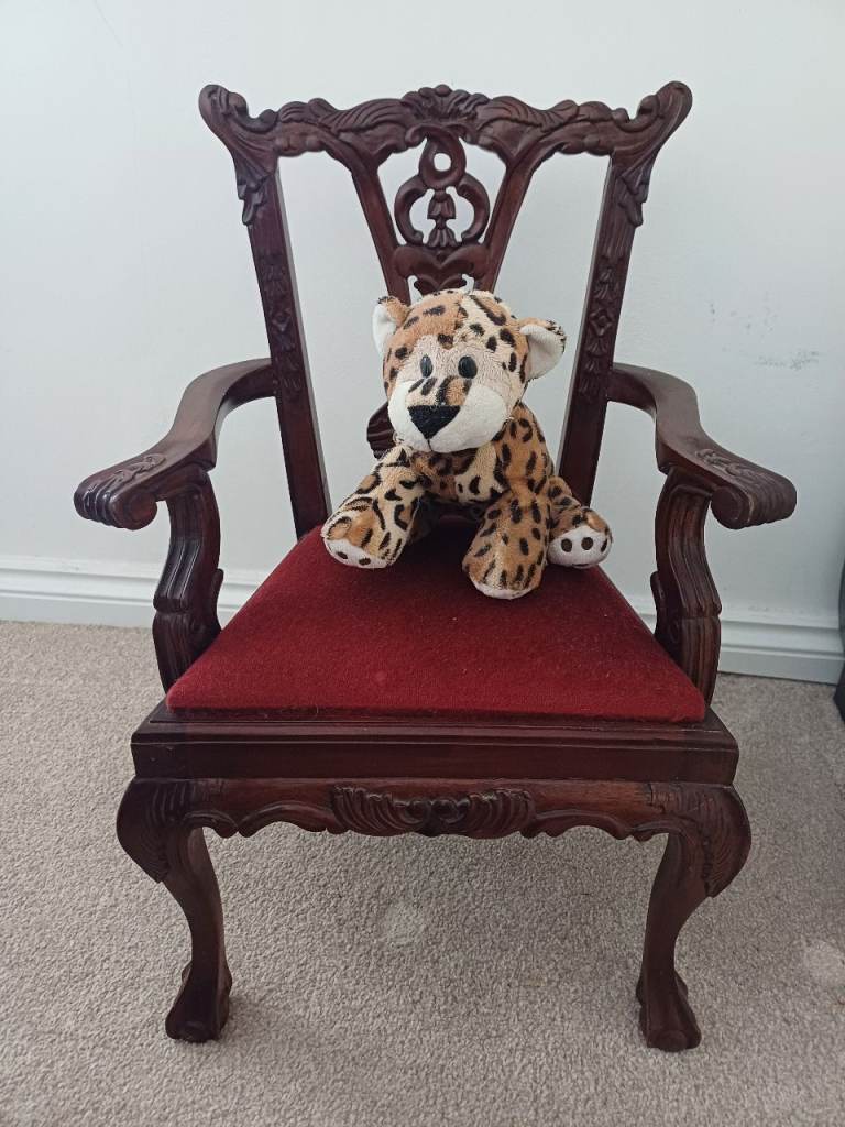 Dolls Chair