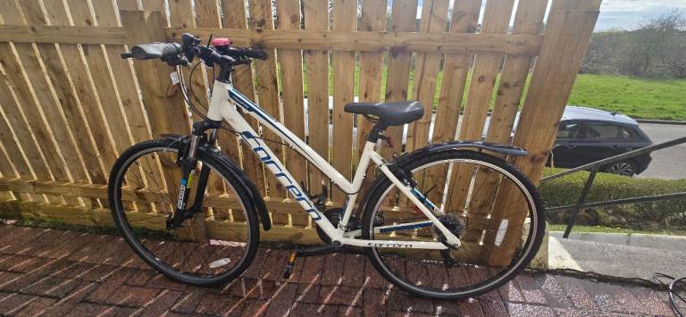 Womens Carrera Mountain bike
