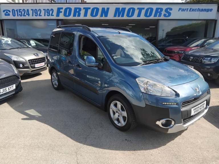 2015 Peugeot Partner Tepee 1.6 HDi 115 OUTDOOR 5DR 54,000 MILES FULL SERVICE HISTORY NO RAMP VERS...
