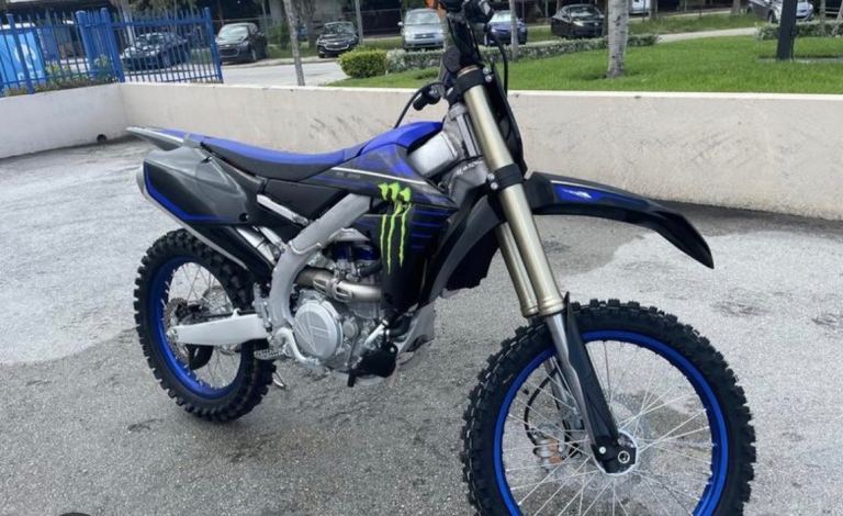Yzf 250 monster edition 2022