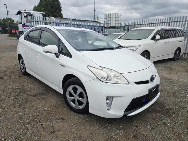 2015 Toyota Prius 1.8 VVTI PETROL/HYBRID AUTO L PACKAGE HAYCHBACK Hybrid Automatic
