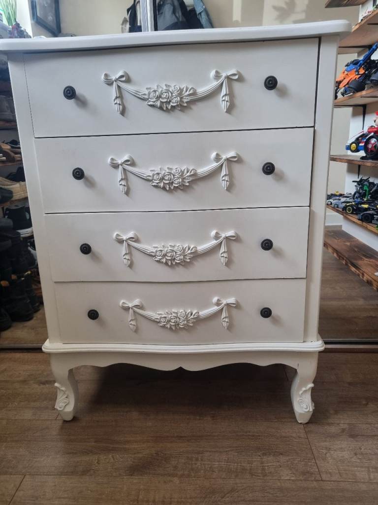 Chest of draws