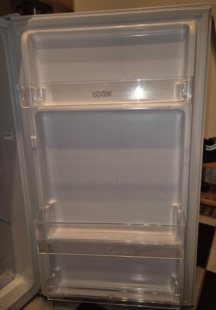 Under counter fridge