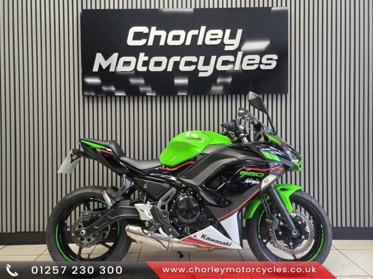 2022 Kawasaki EX650 Ninja 5180 miles sports tourer 1 owner