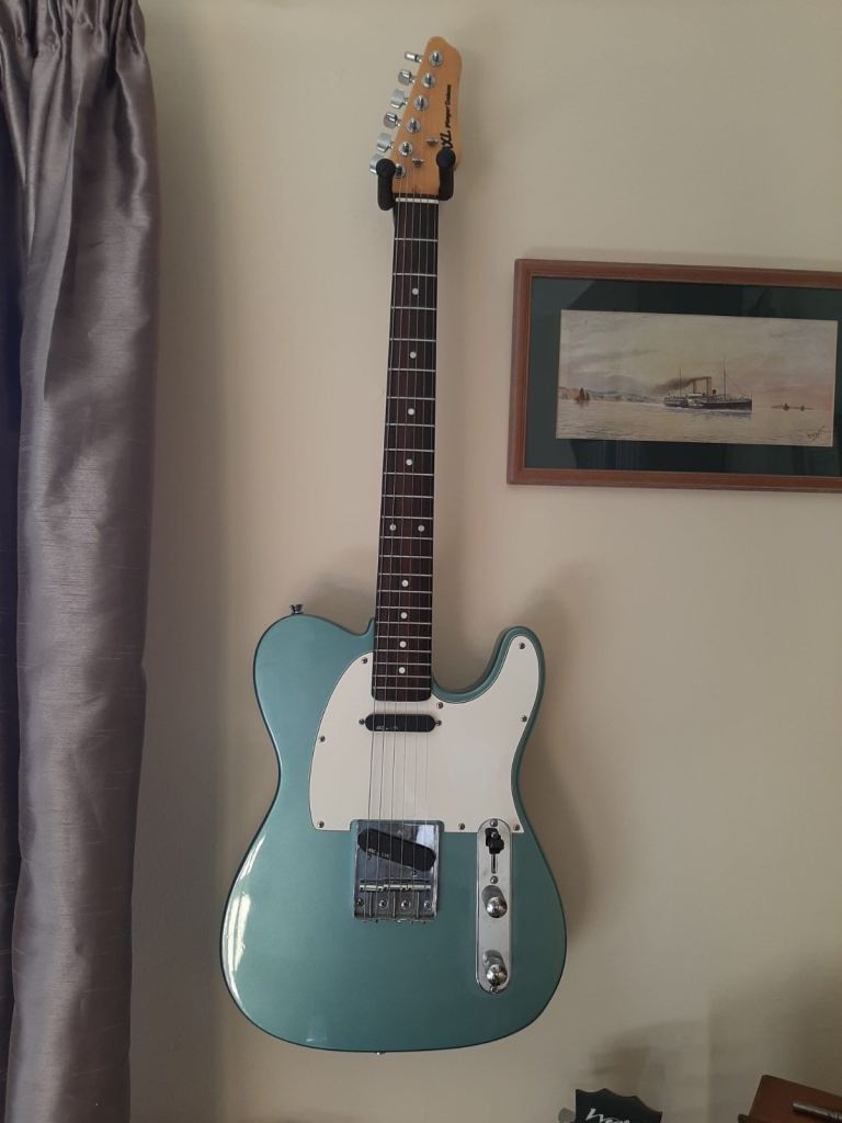 AXL Player Deluxe Electric Guitar - Light Blue, Good Condition