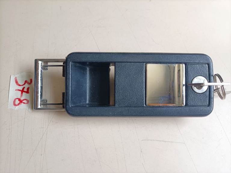Front door handle Maserati Quattroporte s3 type AM330 