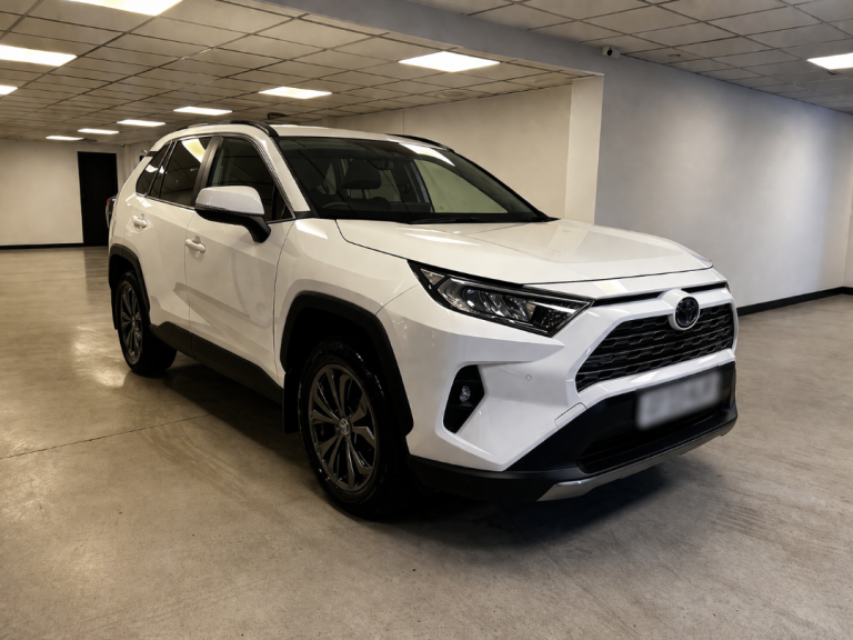 Toyota, RAV4, Hybrid AWD SUV, 2022, Top of the Range