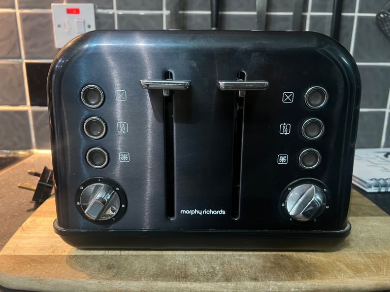 Morphy Richards toaster