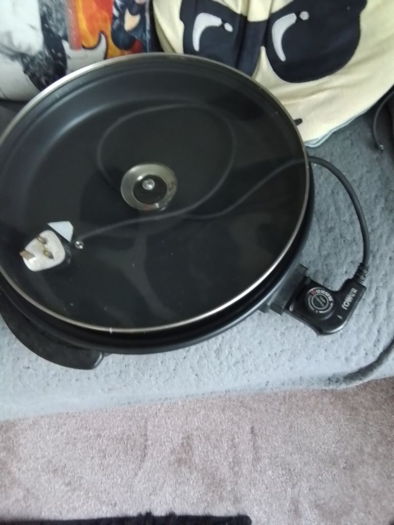 Tower Multi-Cooker / Electric Frying Pan - Good Condition