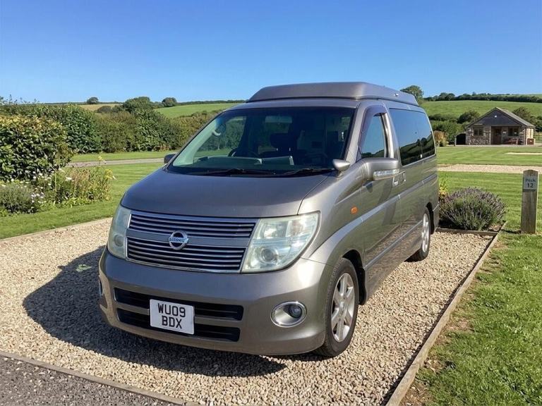 2009 Nissan Elgrand Highway Star