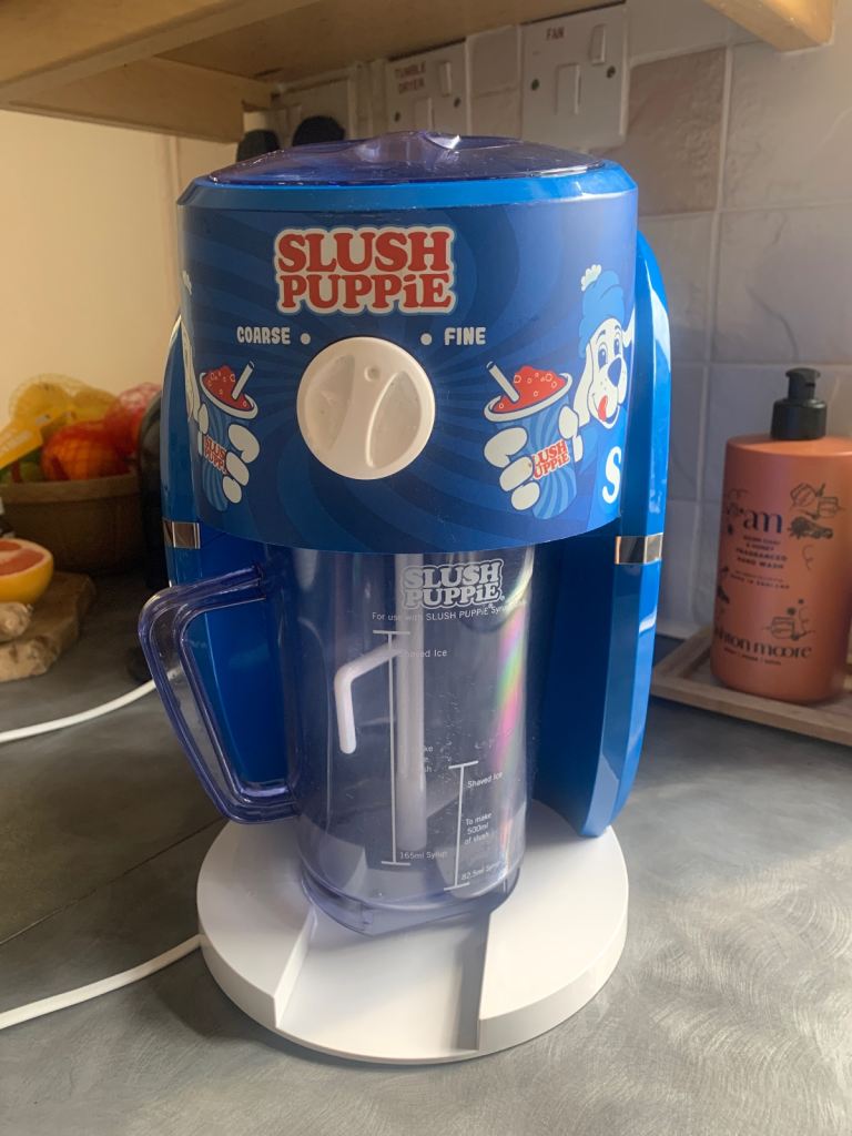 Slush puppie slush machine 