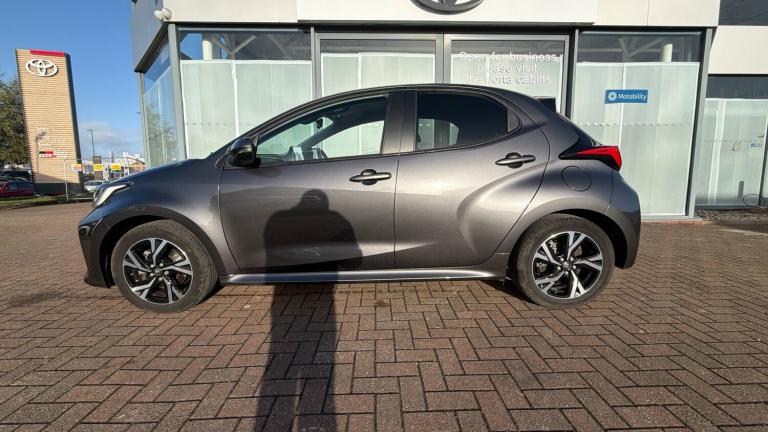 2024 Toyota Yaris 1.5 Hybrid Design 5dr CVT Hybrid Hatchback Hatchback Hybrid Automatic