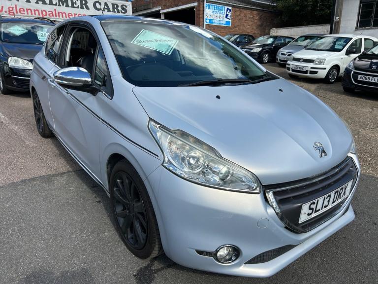 image for 2013 Peugeot 208 ICE VELVET 3-Door Petrol