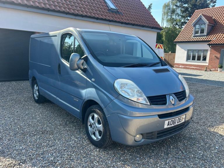 2011 Renault Trafic SL27dCi 115 Sport [Sat Nav] Van Euro 5 PANEL VAN Diesel Manual