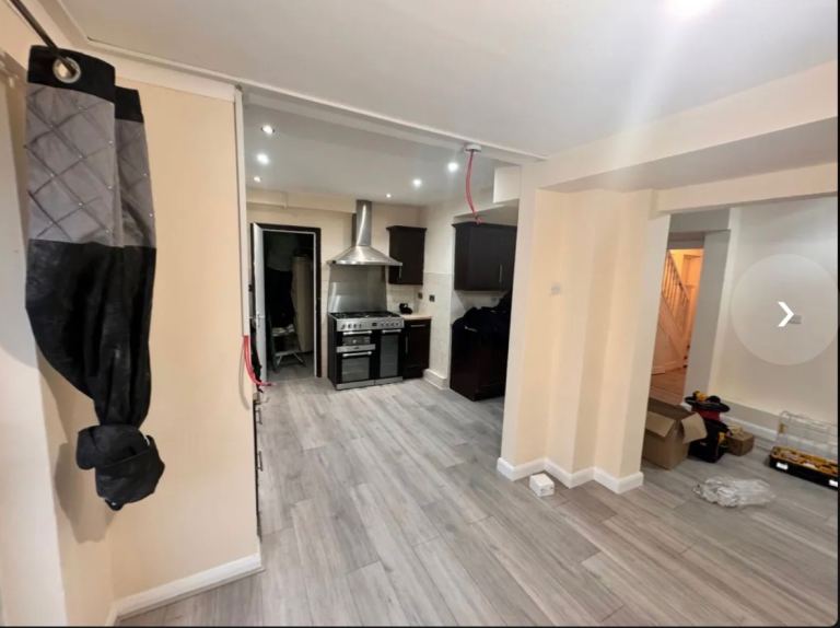 4 bedroom house - Windsor