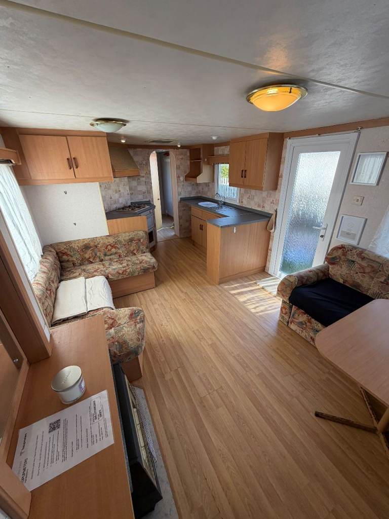 3 bedroom Mobile Home to Rent near Salisbury. (Inc. Garden, Car Park)