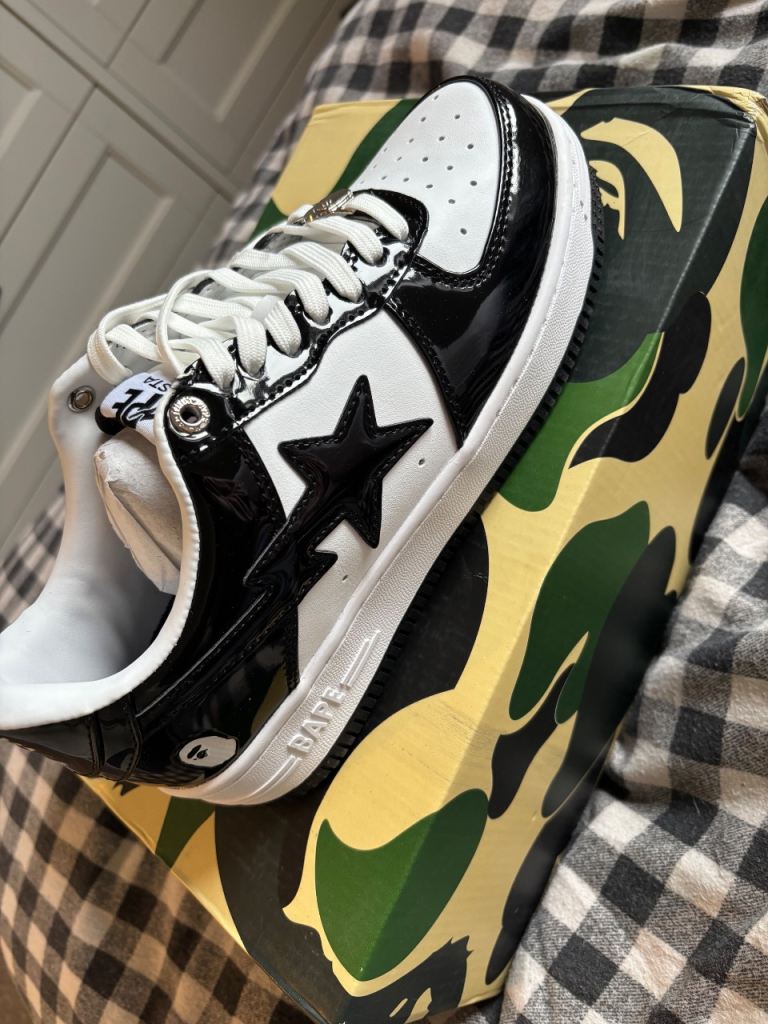 Size 6.5 bathing ape trainers 