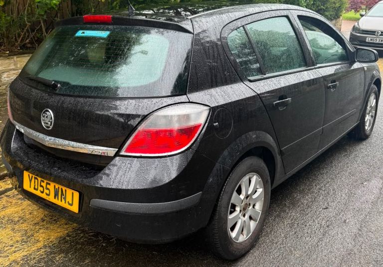 Vauxhall Astra 🪨 1.7 16v club model 100 bhp Hpi clear Great car (2005 55) 