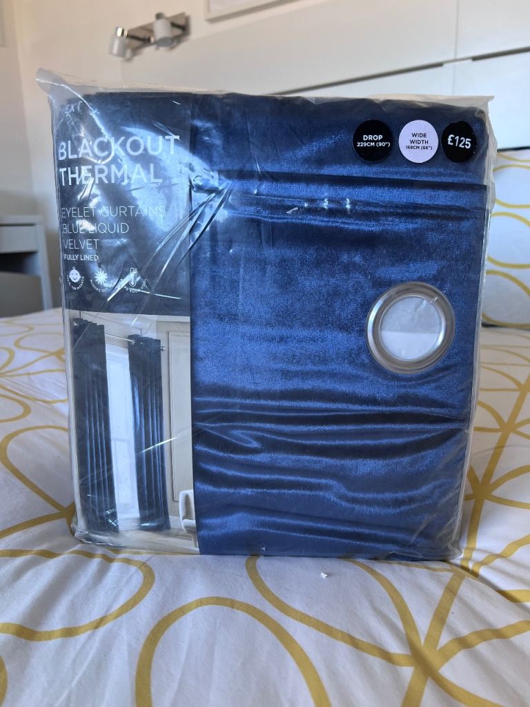 Next navy blue liquid velvet blackout/ thermal eyelet curtains RRP £125 168 width 229 drop 