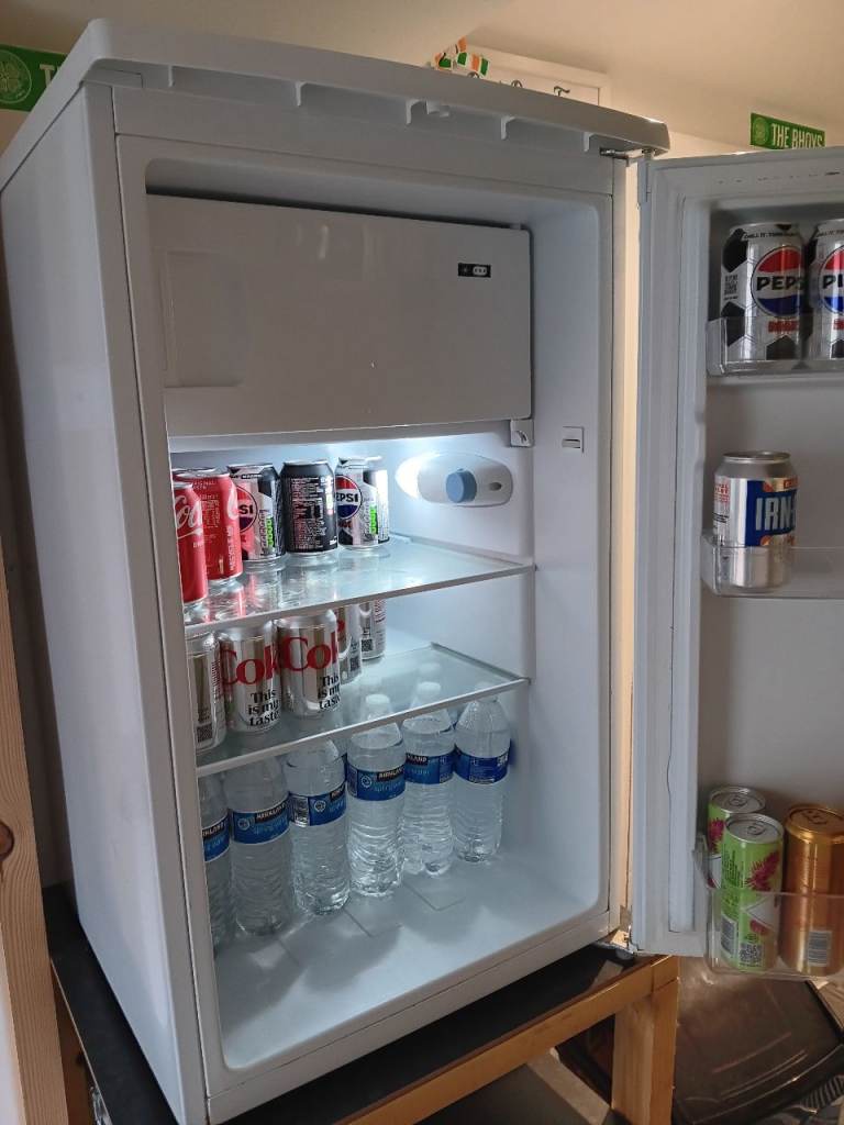 Compact Freestanding Fridge Freezer – Good Condition