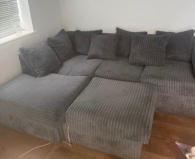 4 seater sofa 