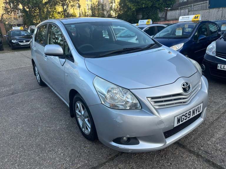 TOYOTA VERSO 1.8 V-Matic TR 2009