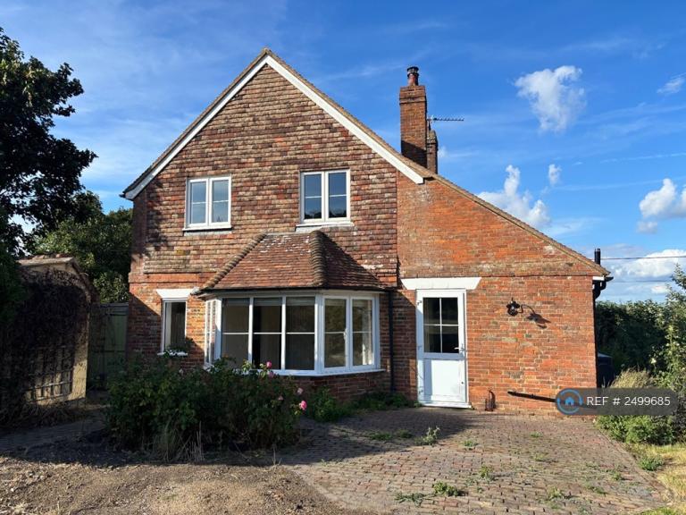 3 bedroom house in Lower Road, Tenterden, TN30 (3 bed) (#2499685)
