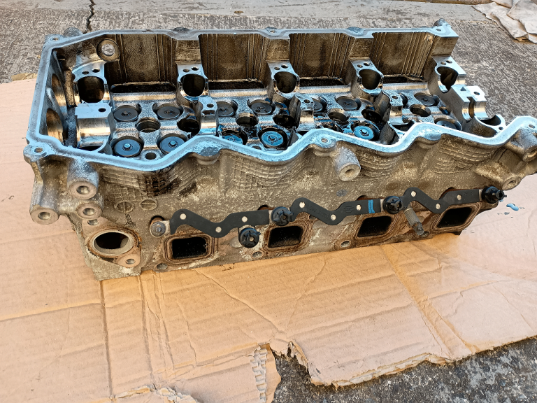 Nissan X Trail T30 2.2 dci Engine Cylinder Head / Cams / Lifters YD22DDTI