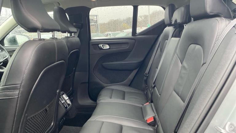 2024 Volvo XC40 2.0 B3P Ultra Dark 5dr Auto ESTATE PETROL Automatic