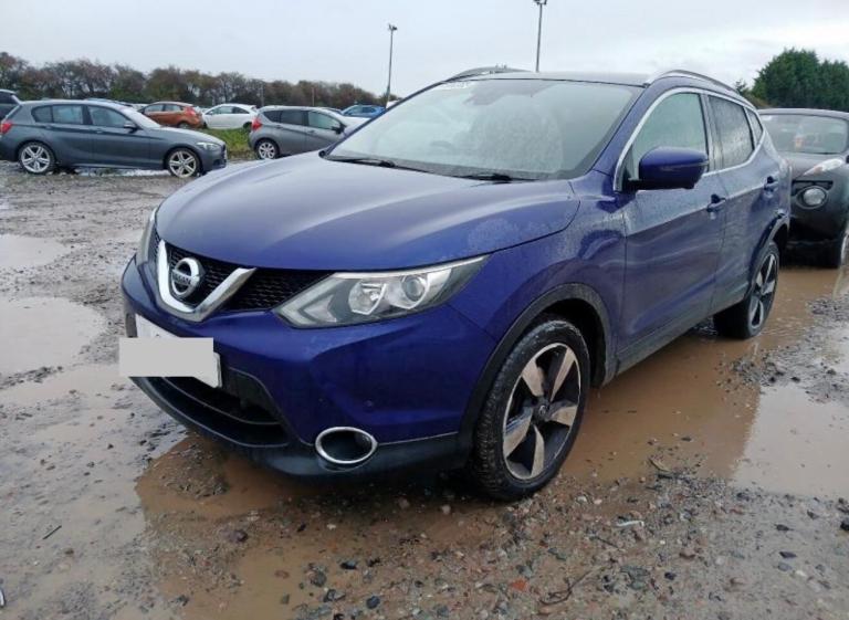 2015 Nissan Qashqai 1.5 dCi N-Tec+ 5dr HATCHBACK Diesel Manual