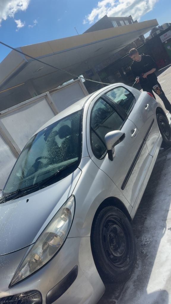 Peugeot 207s great car very reliable 