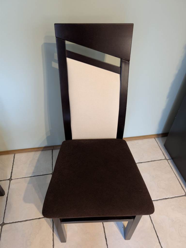 Dining chairs 