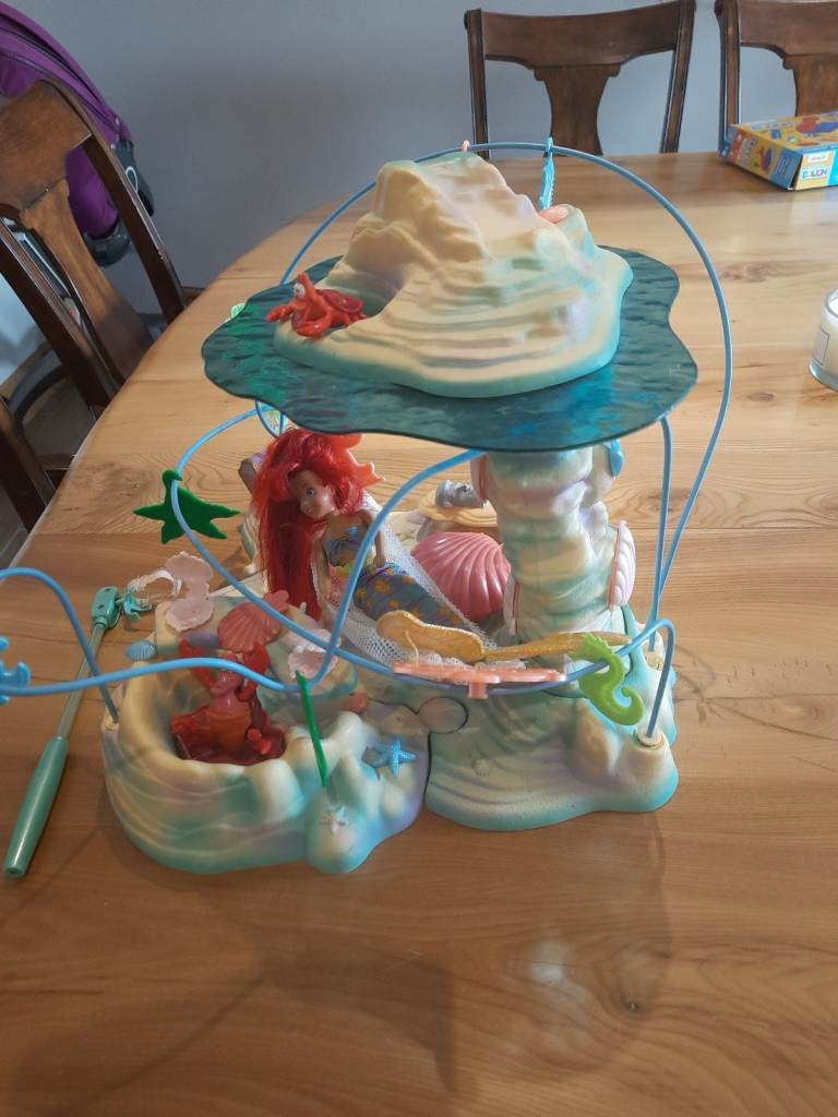 1992 Little Mermaid Underwater Hideout Rock Pool Playset By Tyco