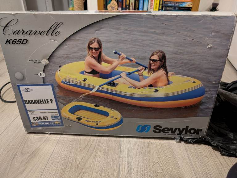 Inflatable dinghy 
