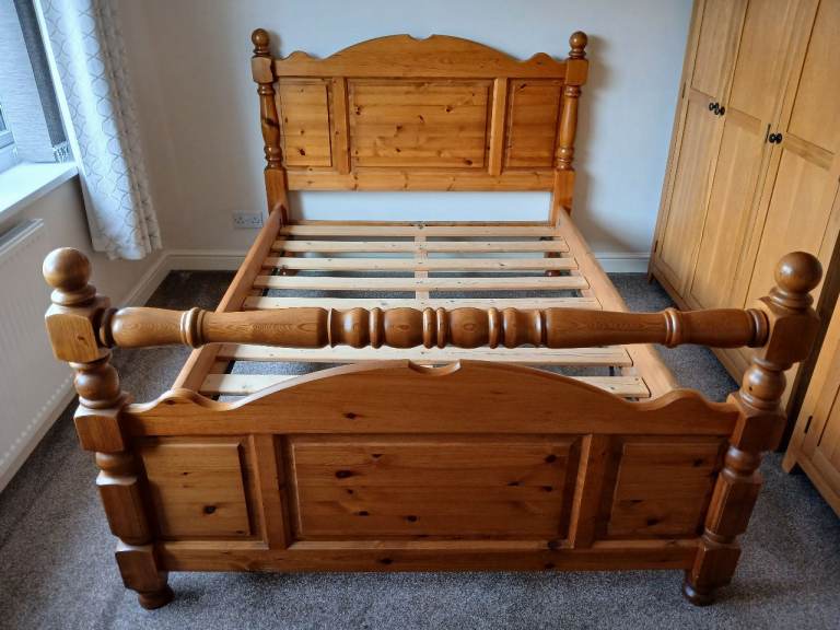 Double Pine Bed