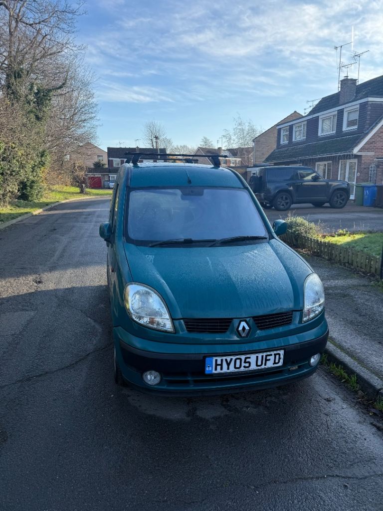 Renault kangoo automatic mpv